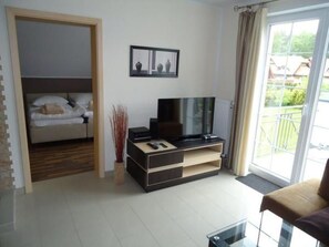 Internet - Gemütliche Wohnung in Rowy mit Terrasse, Grill, by Interhome (Rowy)