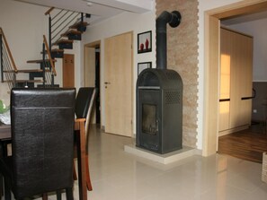 Interior - Wohnung in Rowy mit Grill, Terrasse, Parkplatz u by Interhome (Rowy)