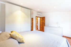 Ferienhaus, Meerblick | Verdunkelungsvorhänge, Bügeleisen/Bügelbrett, kostenloses WLAN