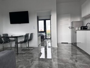 Interior - Zwei-Zimmer-Reihenhauswohnung by Interhome (Gąski)