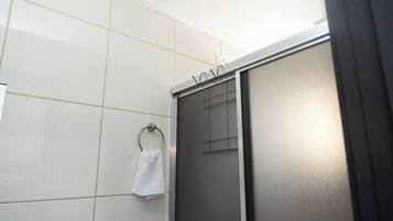 Apartment | Bathroom | Towels