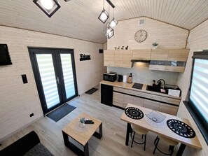 Fridge, microwave, cookware/dishes/utensils - Domek Almar by Interhome (Kolczewo)