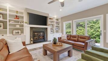 Smart TV, fireplace, offices