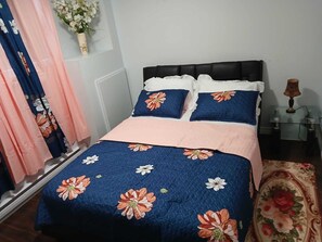 1 bedroom, WiFi, bed sheets - Dreamdoor Apartment. 
A minute drive to Casino NB & A minute walk to Bus Station (Moncton)