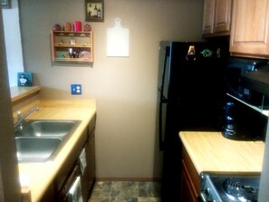Private kitchen - Serene 1-bedroom condo with AC in Angel Fire. Very quiet condo on 1st floor. (Angel Fire)