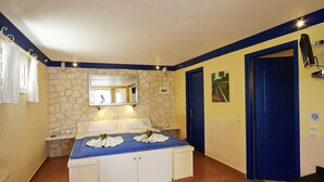 1 bedroom, Internet - Turtle Island Studio mit Panorama Meerblick by Interhome (Agios Leon)