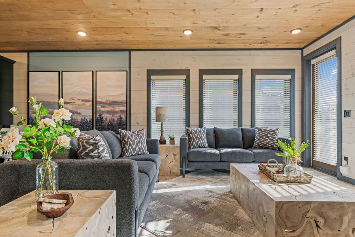 Smith Creek Reserve|spacious 6bd W/ Pool + Hot Tub - Sevierville, TN
