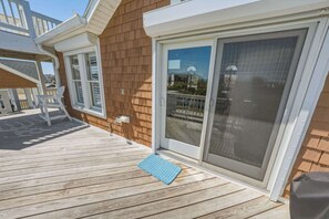 Exterior detail - 7BR w/ Heated Pool, Volleyball, Steps to Beach! (Corolla)