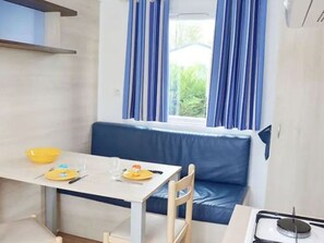 Dining - Cozy mobile home - 4 guests (Aiguillon-sur-Mer)