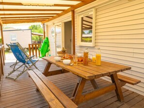 Outdoor dining - Cozy mobile home - 4 guests (Vic-la-Gardiole)