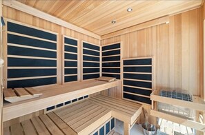 Sauna - East Hampton 5BR Luxury Home with Heated Pool, Sauna Wine Room Near Beaches Stay (East Hampton)