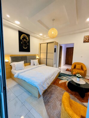 WiFi - Charmant Studio meublé an Abidjan Cite sir. 
Lumineux et calme (Abidjan)