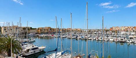Marina