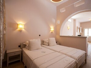1 bedroom, Internet - 1403991 by Interhome (Naxos City-Vivlos Region)