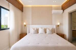 1 bedroom, free WiFi, bed sheets - ®{Niza~City~Tower} @DowntownSD +Pool+Gym+Balcony (Santo Domingo)