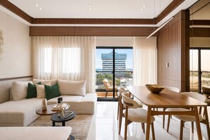 Smart TV - ®{Niza~City~Tower} @DowntownSD +Pool+Gym+Balcony (Santo Domingo)
