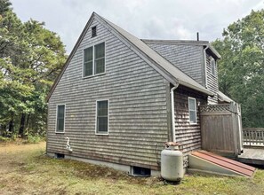 Exterior - Beautiful 3-bedroom house in quaint Eastham perfect for relaxing stays (Eastham)