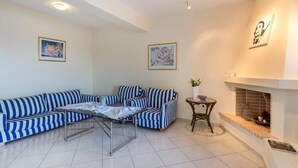 Living area - Salvador Dali Villa by Interhome (Leonidion)