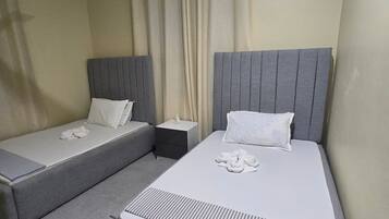 熨斗/熨衣板、WiFi、床单