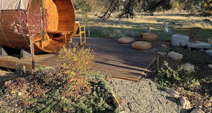 Private Spa & Yurt with Sauna, Soaking Tub - Glamp & Walk to Main St