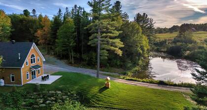 300 ACRES OF NATURE AND PEACE IN THE EASTERN TOWNSHIPS! CLOSE TO EVERYTHING!