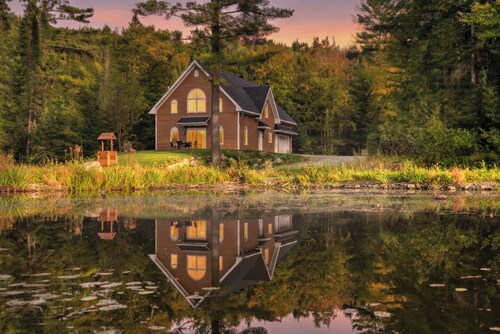 300 ACRES OF NATURE AND PEACE IN THE EASTERN TOWNSHIPS!  CLOSE TO EVERYTHING!