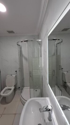 Basic Apartment, City View | Bathroom - Apartment in Makkah (Mecca)