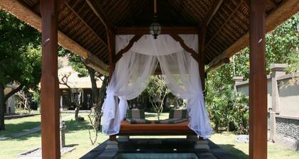 Villa 'Villa Semadhi' mit Infinity-Pool by Interhome
