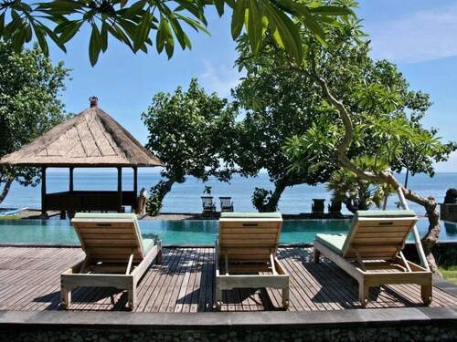 Villa 'Villa Semadhi' mit Infinity-Pool by Interhome