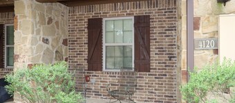 Delightful 4-bedroom townhome in College Station, only 2.5 miles from campus