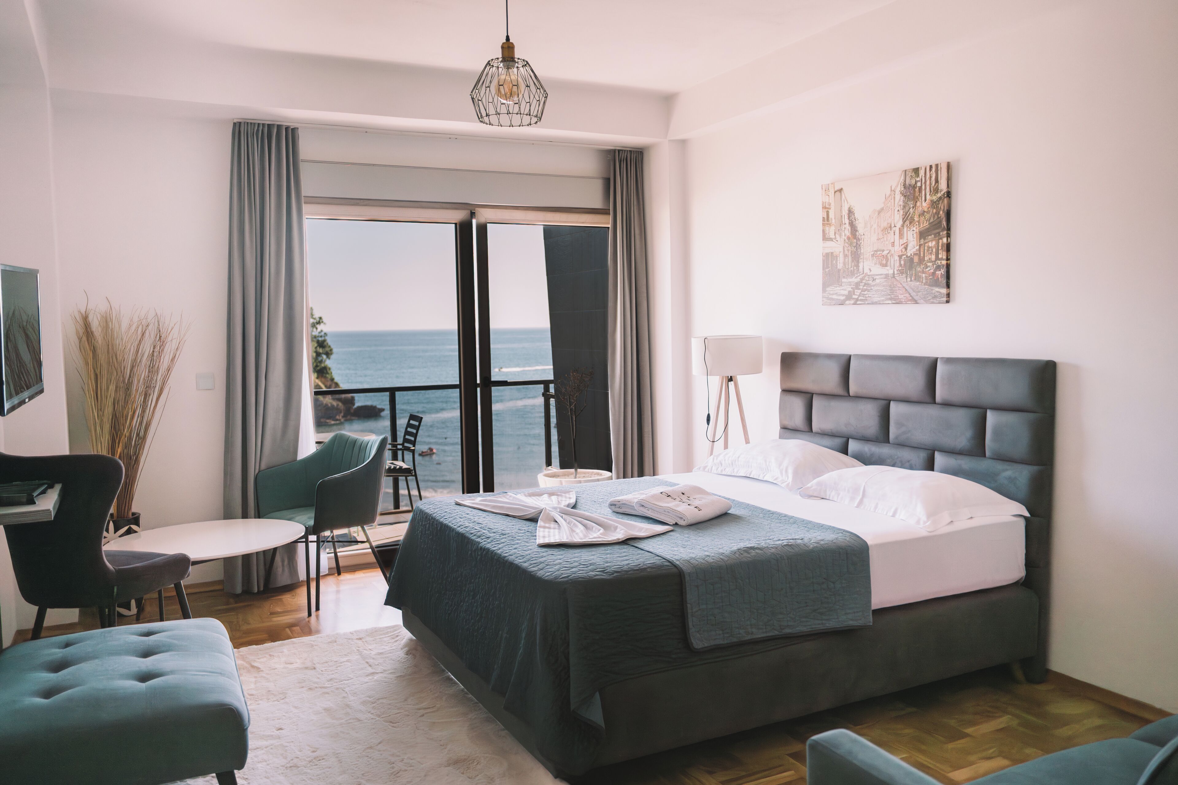 Deluxe Apartment, 2 Bedrooms, Balcony, Beach View