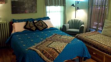 Iron/ironing board, WiFi, bed sheets