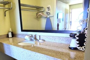 Bathroom - Suite Dreams Hotel (Mattoon)