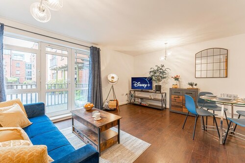 Coventry City Centre Gem / BEST LOCATION / 10 min walk from train station