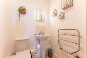 Shower, towels, toilet paper - Coventry City Centre Gem / BEST LOCATION / 10 min walk from train station (Coventry)