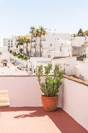 House - Wohnung mit großer Dachterrasse in Vejer by Interhome (El Parralejo)