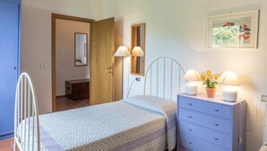 Room - Chianti Resort by Interhome (Castelfalfi)