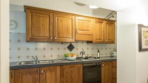 Private kitchen - Chianti Resort by Interhome (Castelfalfi)