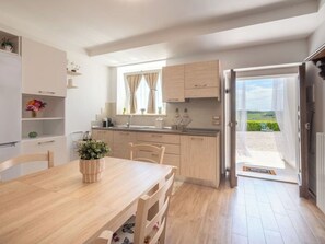 Private kitchen - La Casa Di Campagna by Interhome (Carassai)