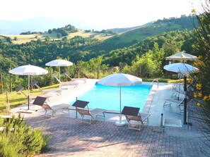 Pool - Villa Altavista by Interhome (Acqualagna)