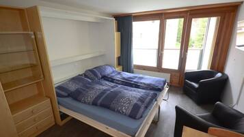 1 quarto, acesso à internet