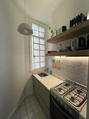 Private kitchen - Cozy 1-bedroom apartment in beautiful Buenos Aires with AC (Buenos Aires)