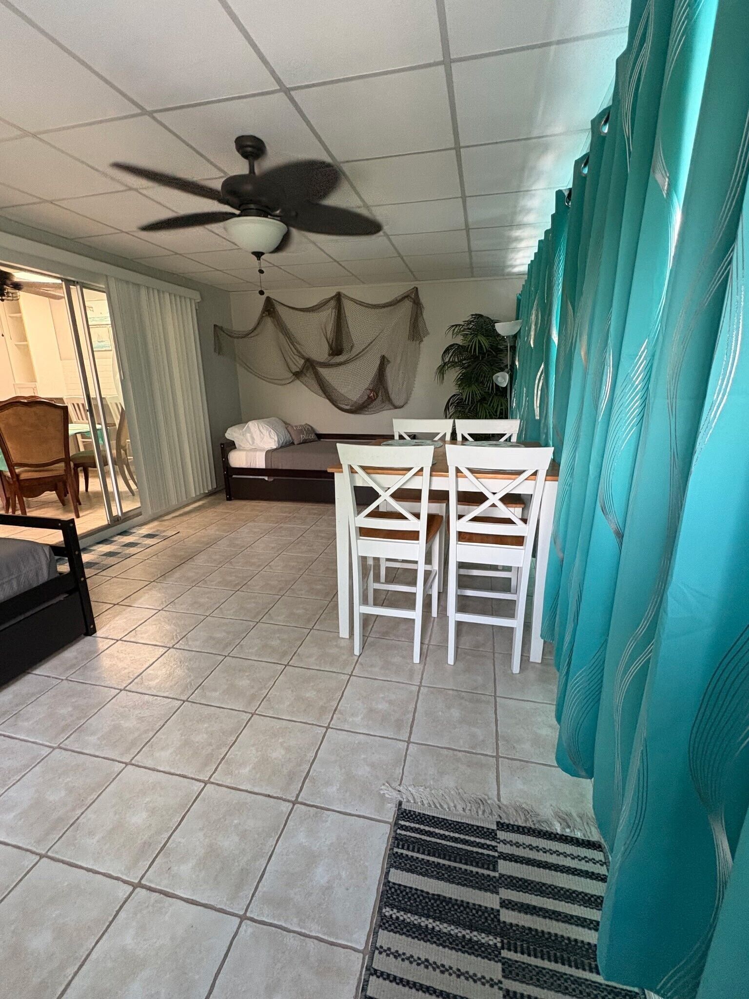 3 bedrooms, WiFi, bed sheets