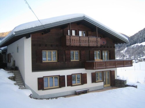 In dä Ronä 3-Zi Appartement/Fewo, Dusche oder Bad, WC 3½-Zimmerwohnung by Interhome