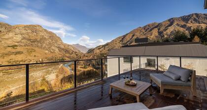 Powder Ridge Alpine Retreat