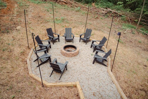 Knotty Summit| Hocking Hills, Theater, Hot Tub