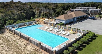 Vitamin Sea Villa - 2BD 2.5BR 2 Min Drive to Beach