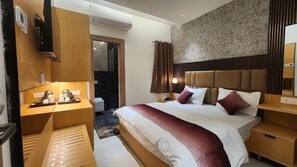 Deluxe Double or Twin Room, 1 Queen Bed, Non Smoking, Housekeeping | In-room safe, desk, laptop workspace, soundproofing - SOMNATH PALACE (VARANASI)