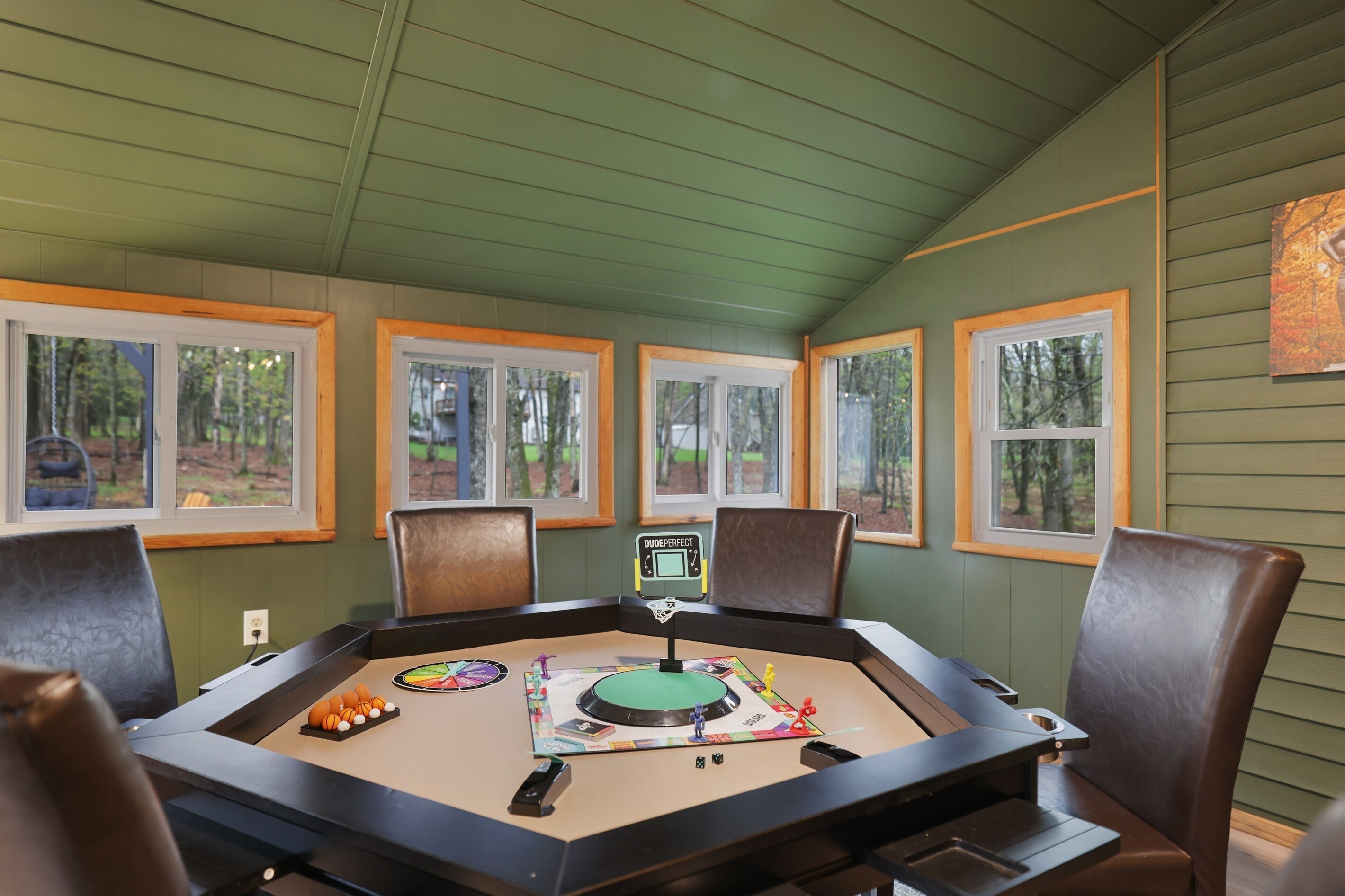 Spielezimmer