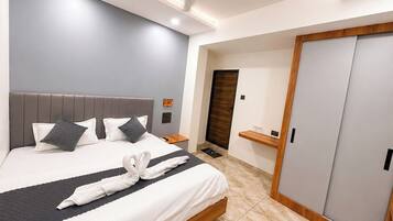 Habitación Deluxe | Escritorio, espacio para trabajar con un portátil, wifi gratis